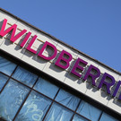 Три человека получили ранения после стрельбы возле офиса Wildberries – туда пытался попасть Владислав Бакальчук
