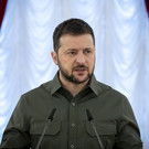 Зеленский заявил, что его призывают начать переговоры с Россией