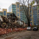 Владельцам аварийного жилья дали право получать новое вне очереди