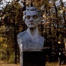 В Елабуге бюст кавалерист-девицы и богадельню признали памятниками культуры РФ