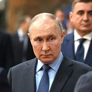 В 2023 году реальная зарплата в РФ должна вырасти на 3–5%: главное из заявлений Путина