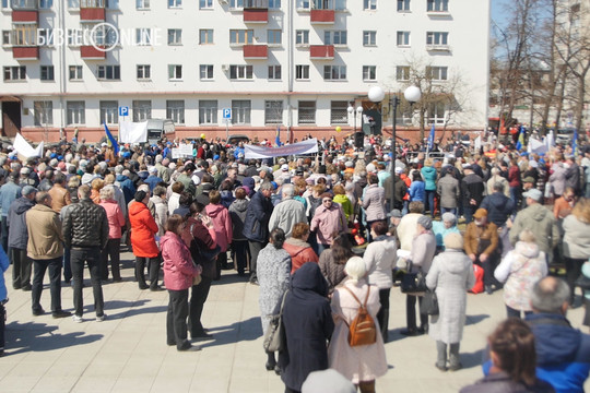 Митингующие высказались против строительства зоны аварийной посадки самолетов в Новой Сосновке