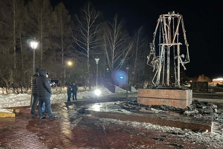 В Заинске монумент Неизвестному Солдату сгорел за 11 минут
