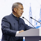 Президент РТ заявил, что от учителей зависит воспитание молодых патриотов