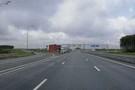 Движение по трассе М7 под Казанью перекрыто из-за утечки опасного вещества из фуры