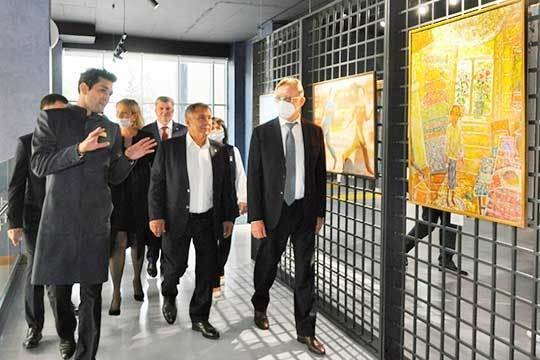 Президент РТ открыл обновленный татарский драмтеатр Челнов