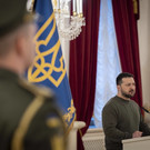 Украинцы с зарплатой от $900 могут получить бронь от мобилизации