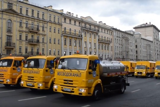В Москве из-за парада коммунальной техники перекрыли Садовое кольцо