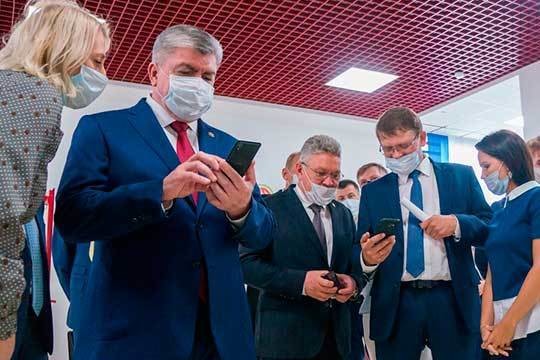 Итоги дистанционного обучения и «ковидного ЕГЭ» сегодня подводили в Набережных Челнах