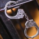 В Татарстане мужчина напал с топором на сына-подростка