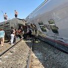 За пассажирами рухнувшего поезда под Волгоградом приедет резервный состав