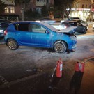На улице Мира в Казани сгорел синий Renault