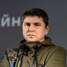 Подоляк раскритиковал поведение украинских чиновников
