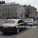 Чеченские мэры прибыли в Казань со своими сотрудниками ГАИ – они приехали на автомобилях Aurus и Mercedes (фото)