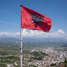 В Албании создадут микрогосударство для мусульман: им разрешат употреблять спиртное и носить свободную одежду