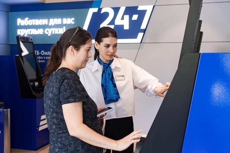 Расти с ВТБ, живи с ВТБ, почувствуй заботу и приумножай с семьей: гид по продуктам ВТБ для челнинцев