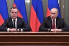 «Шаг к крупнейшему политическому потрясению в России»: зарубежные СМИ об отставке правительства
