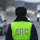 В России предлагают ввести новые дорожные знаки и запретить остановки на «островках»