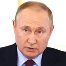 Путин заявил, что жизнь не будет прежней. Главное из его выступления на ПМЭФ