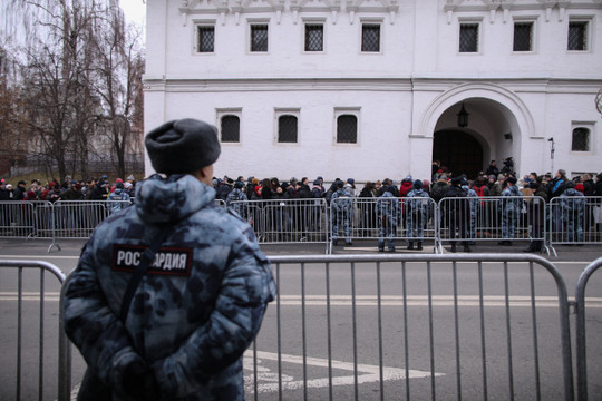 Сотрудников Росгвардии наказали за превышение полномочий на летних митингах в Москве