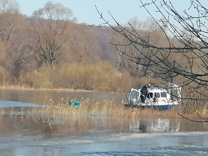 На реке в Татарстане перевернулась лодка с двумя людьми
