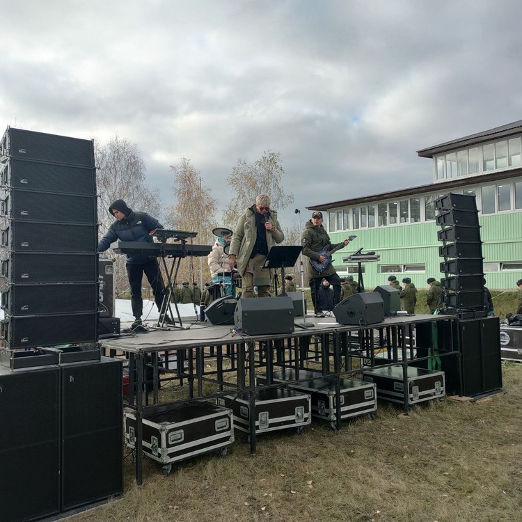 Пожар в танковом училище. Полигон танкового училища Казань. Танковый полигон мобилизованные Казань. Полигон Казанского танкового училища. Полигон танкового училища.