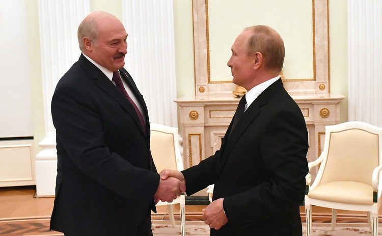 Путин провел телефонный разговор с Лукашенко. Это третьи переговоры за день