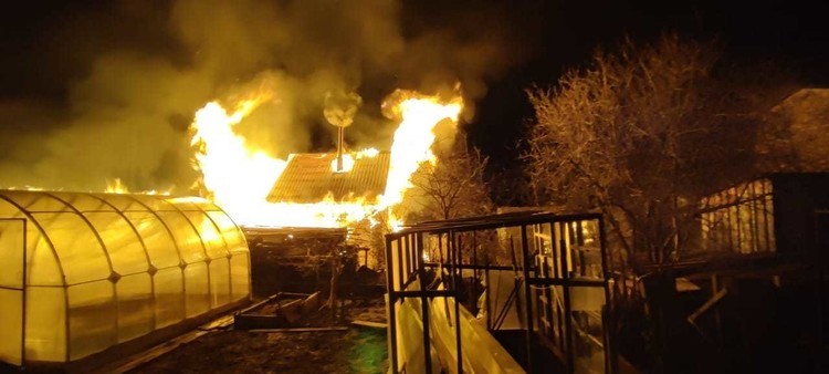 В Татарстане в сгоревшем дотла садовом доме нашли тело женщины