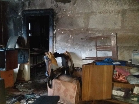 Две женщины погибли при пожаре в многоквартирном доме в Казани
