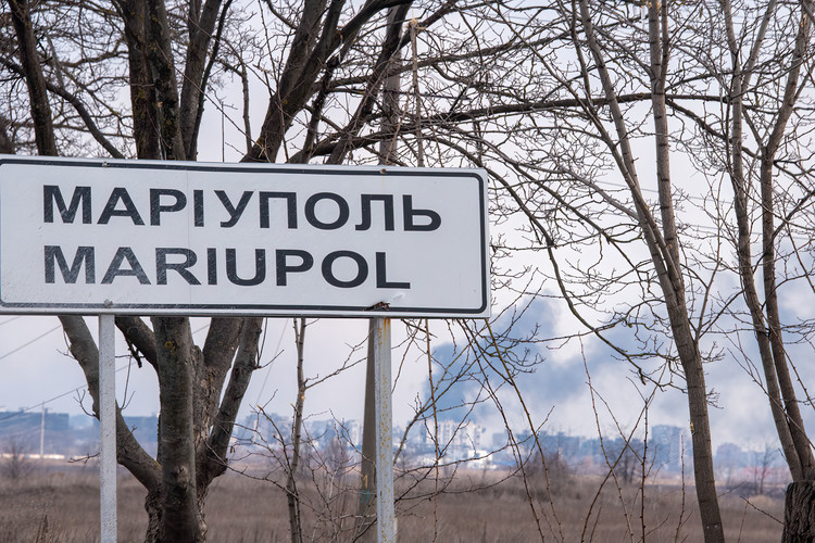 Минобороны РФ объявило об открытии гумкоридоров из Мариуполя в восточном и западном направлениях