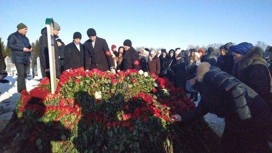 Айрата Хайруллина похоронили на мусульманском кладбище в Мирном