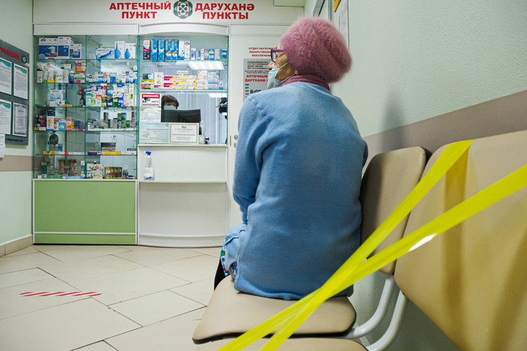 В России впервые выявлено более 27 тысяч новых случаев коронавируса