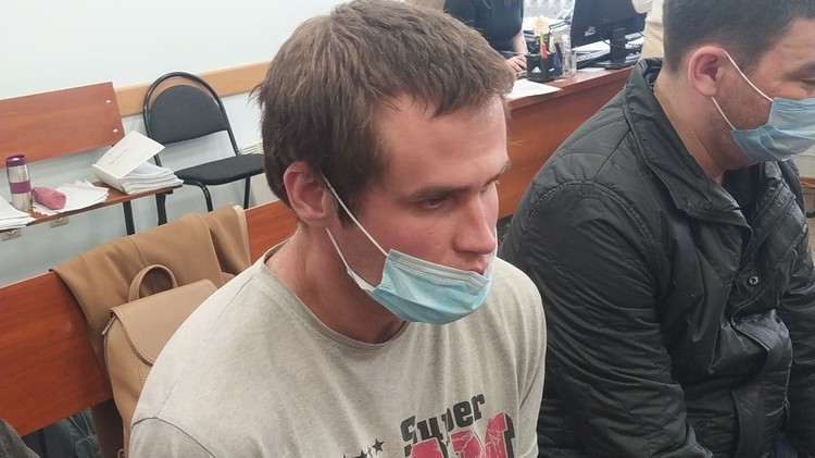 Суд арестовал молодого человека, устроившего поножовщину в казанском троллейбусе