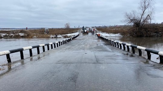 В Татарстане восстановили движение по мосту через Свиягу