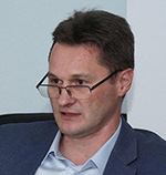 Владимир Хоткин  руководитель службы по работе с акционерами банка ВТБ