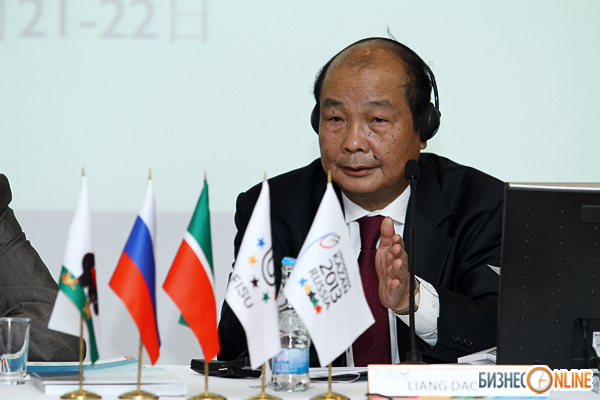 Заместитель председателя исполнительного комитета, генеральный директор исполнительной дирекции Универсиады 2011 в Шеньчжене Лян Даосин