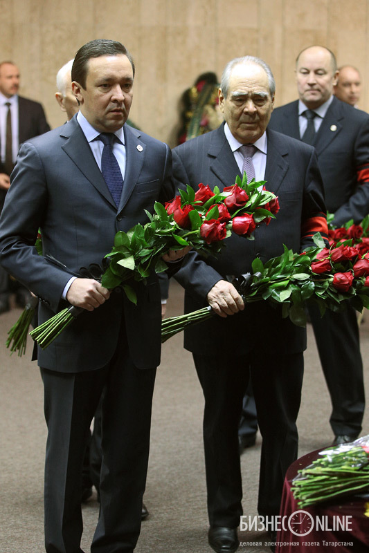 Премьер-министр Татарстана Ильдар Халиков и первый президент РТ, госсоветник Минтимер Шаймиев