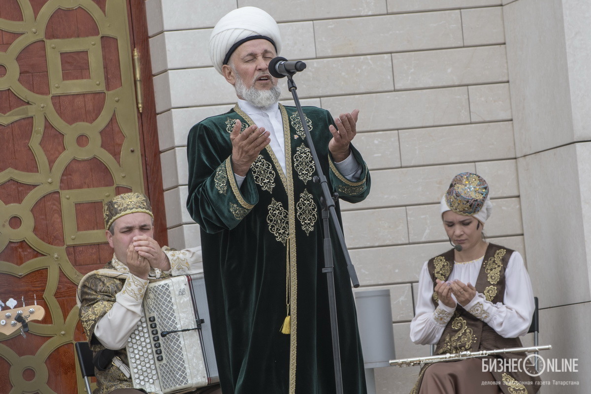 В земле Болгара лежат наши предки, каждый клочок ее дорог»