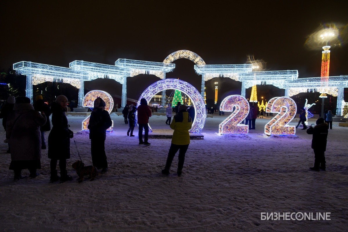 Новогодняя елка в набережных челнах