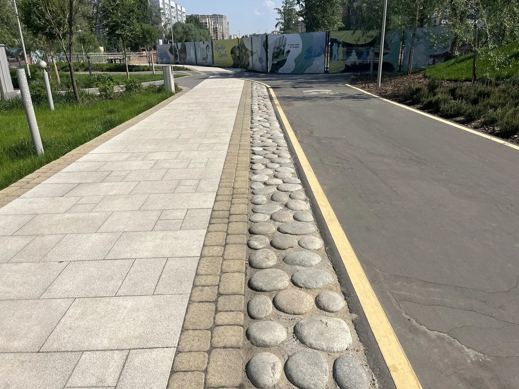 Бульвар Серова