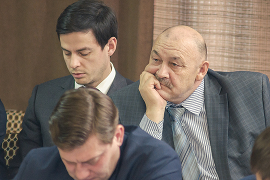 Авария с чиновником из Удмуртии, новое место для замруководителя РИКа Челнов и спор в Белоусе