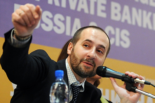 Андрей Мовчан: «Продажи товаров не первой необходимости будут падать на два порядка»
