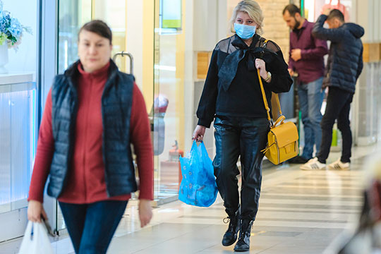 «Как говорится, перед смертью подышать»: как казанцы гуляют в закрывающихся ТЦ