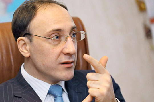«Приходили участковые, пытались закрыть прием»: Артур Уразманов о судьбе частных клиник