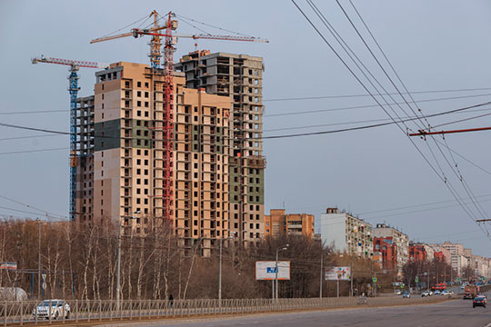 Сегодня в республике строительство жилья идет с опережающими темпами, заявил Ханифов
