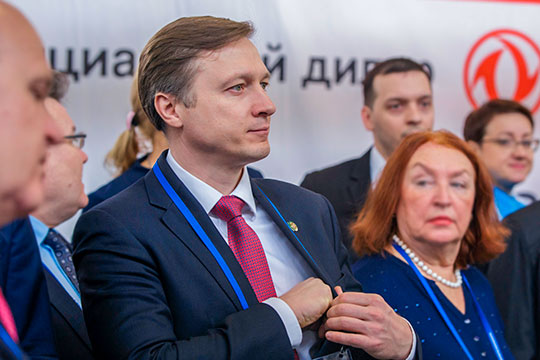 Теряет очки министр промышленности и торговли РТ — вице-премьер РТ Альберт Каримов