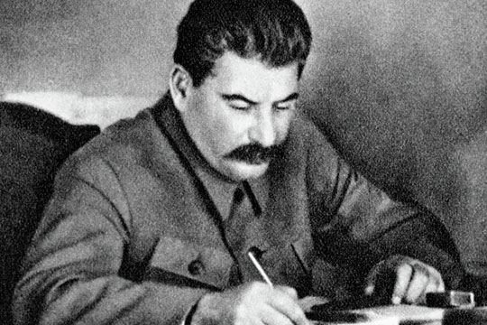 «Сталин, конечно, учитывал интересы верующих граждан своей страны, но сам он был человеком, безусловно, атеистического мировоззрения»