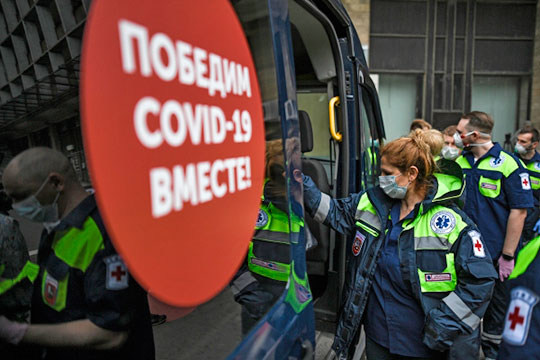 «У коронавируса есть внутренние часы. До октября в отпуск можно ехать куда угодно»
