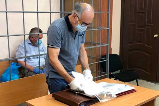 В суде на рассмотрении апелляционной жалобы адвоката Равиля Туктарова Садретдинов сообщил, что не признает свою вину — его оговорили