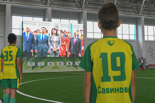 Четыре новых манежа — это первые крытые объекты для футбола в Татарстане с 2007 года, когда крытое поле появилось при Центральном стадионе